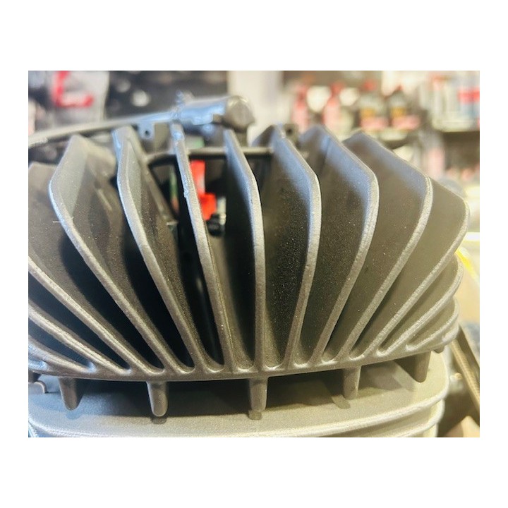 cylinder head-de-cylinder-iame-ka100 engine-karting-cooling air-origin-magickart