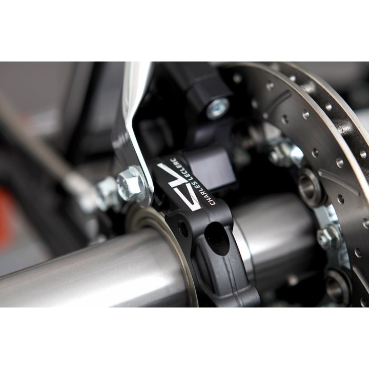 Charles Leclerc CL30-S18DD 2025-Magickart