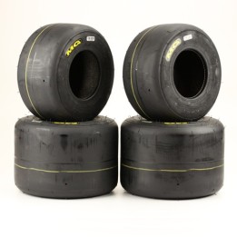 set de Pneu MG FZ