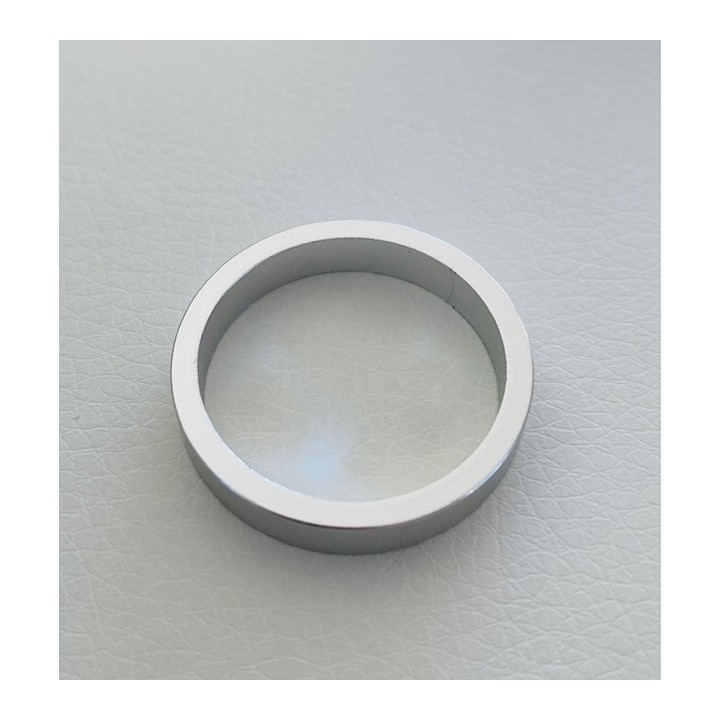Mac MINARELLI Entretoise fusee 25x5 mm. alluminium anodizee noire