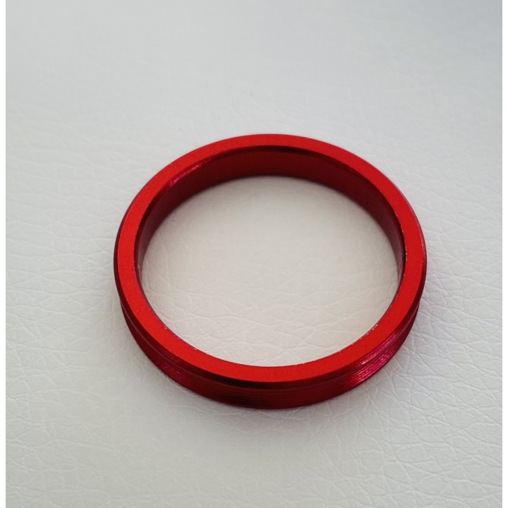 Mac MINARELLI Entretoise fusee 25x5 mm. alluminium anodizee noire